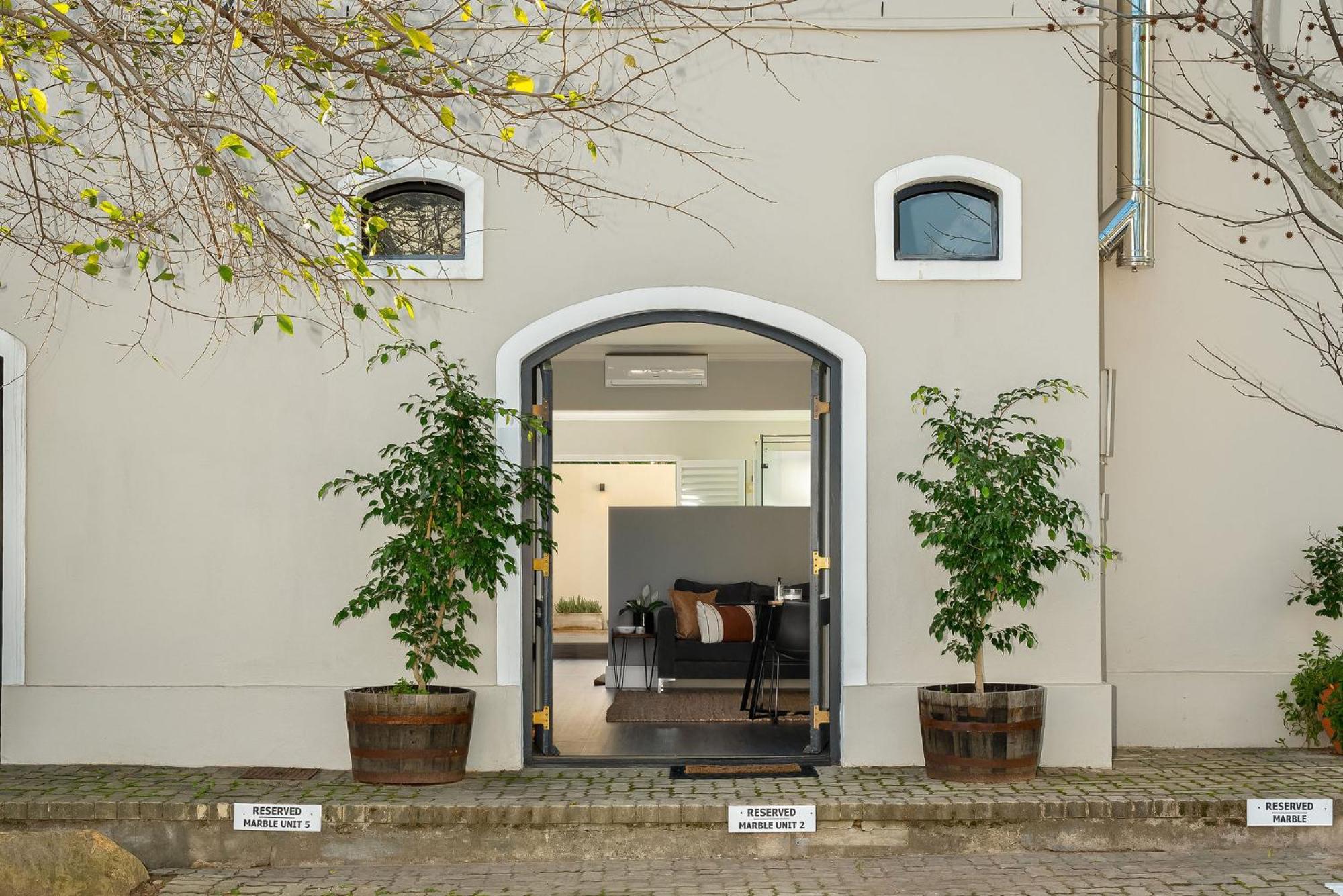 Luxury Franschhoek Getaway Next To Winetram מראה חיצוני תמונה